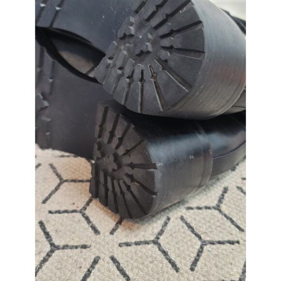 ANN TAYLOR LEATHER BLACK ANKLE BOOTIES, SZ 7 - Picture 12 of 15